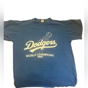 Youth L vintage dodgers tee
